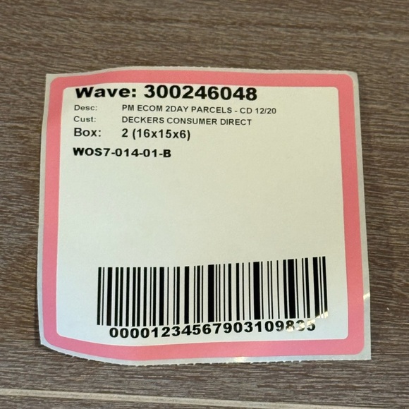 Brand New Koolabura by UGG Classic Black Ankle Boots - Picture 7 of 7